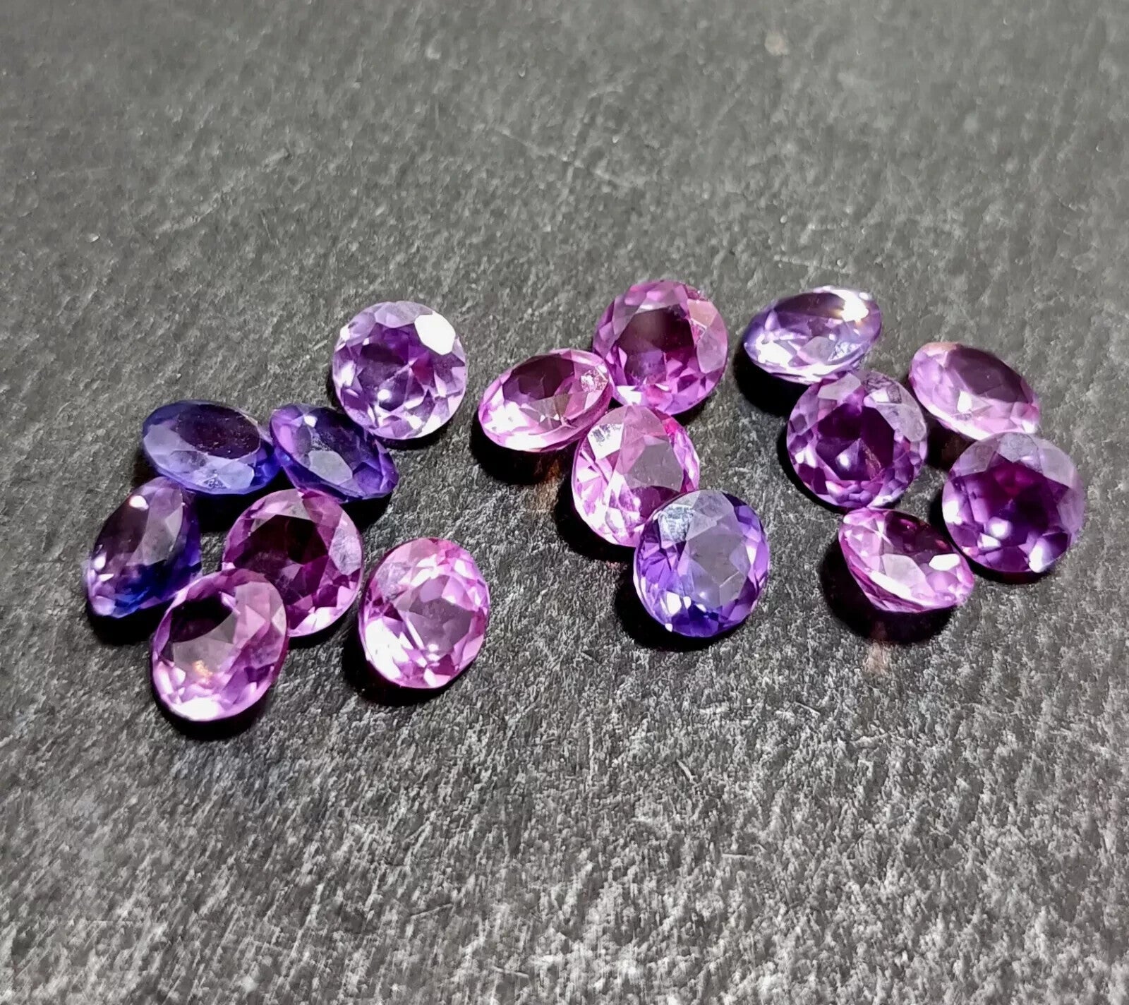 Flawless 6 MM 20 Pcs Natural Bi-Color Certified Sapphire Round Gemstone Lot