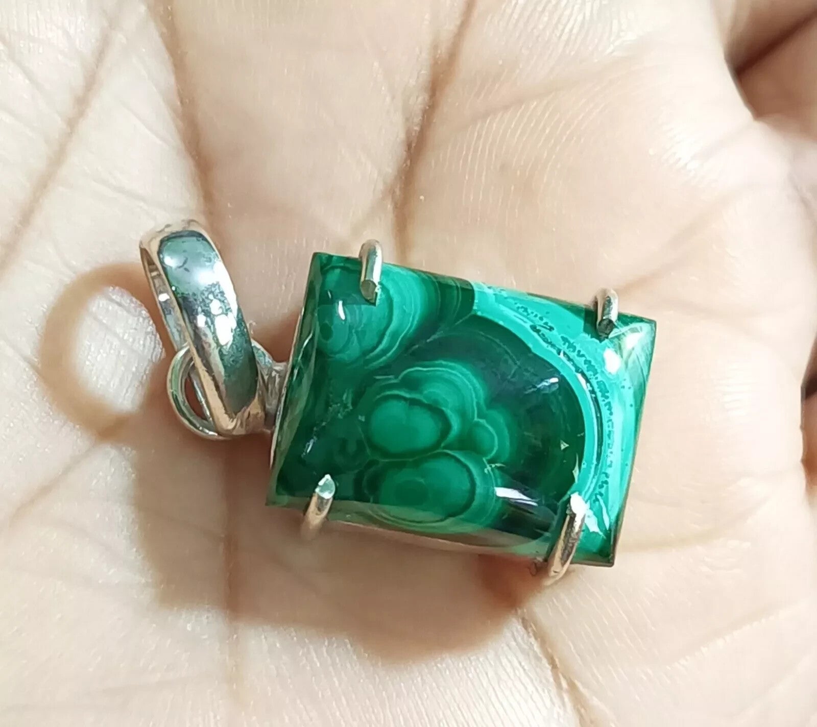 33.10Ct Natural Green Malachite Emerald Pendant In Solid Silver Gems For Jewelry