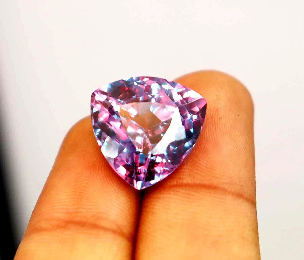 15 CT Certified Color Changing Natural Alexandrite Loose Gemstone Trillion Cut