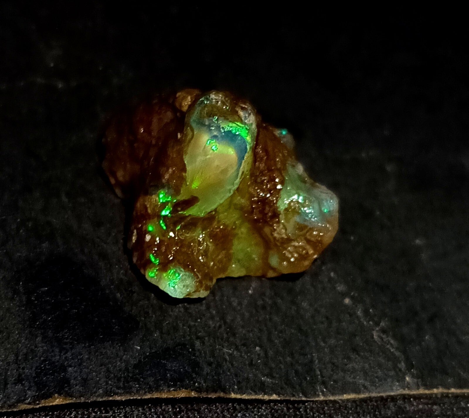 A++Play of Color 11.30 Ct Natural Ethiopian Black Opal Welo Rough LOOSE GEMSTONE