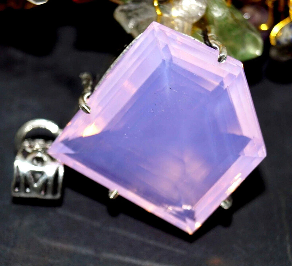 fd3e6081-d643-4f0d-8bc7-729efc9971a6